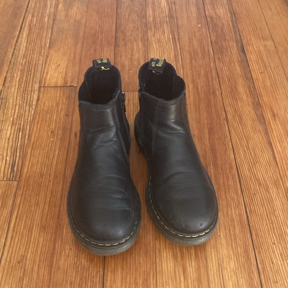 Dr. Martens Chelsea Boots - Picture 4 of 5